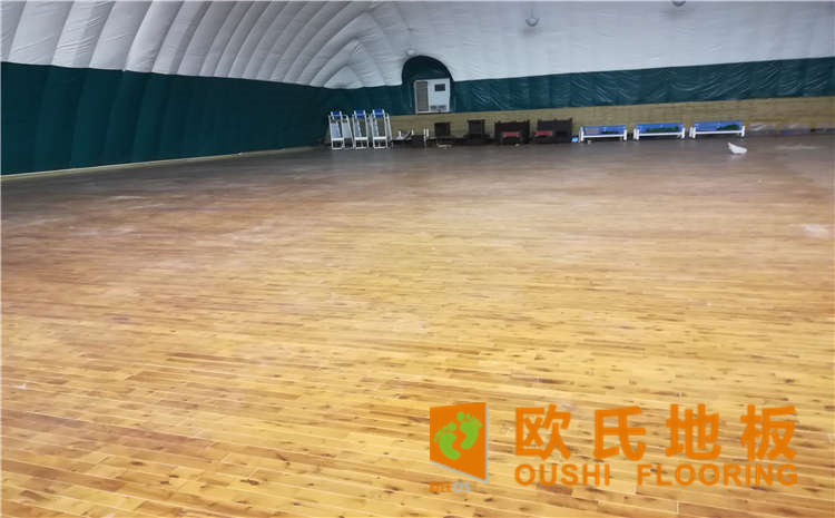 松木篮球场木地板哪些品牌