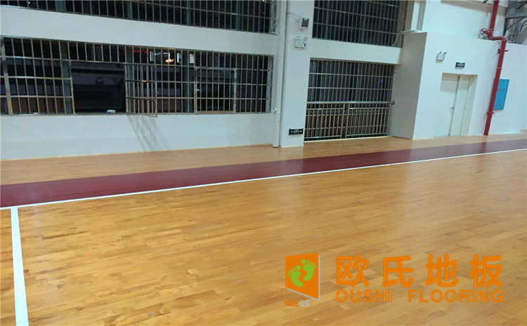 拼装篮球场木地板防潮