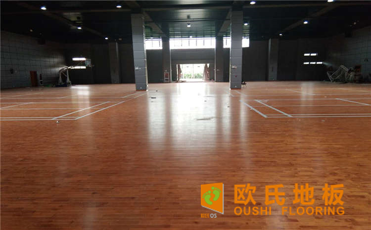 枫木篮球馆木地板厂家